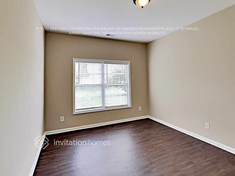 Building Photo - 3401 Paxton Ridge Dr