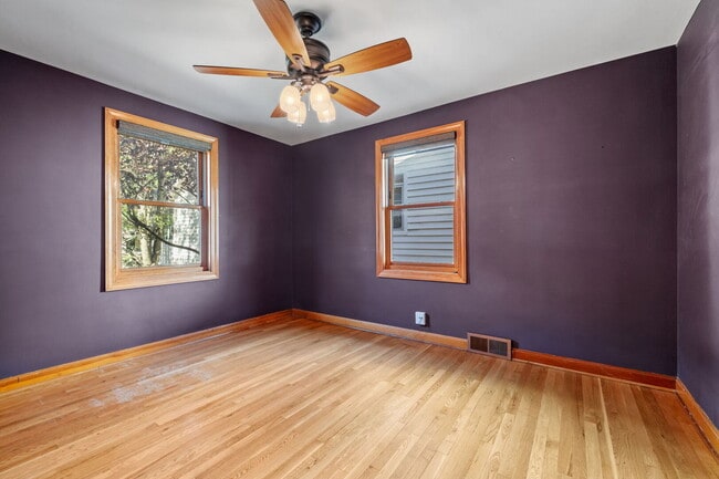 Building Photo - 5536 Webster St