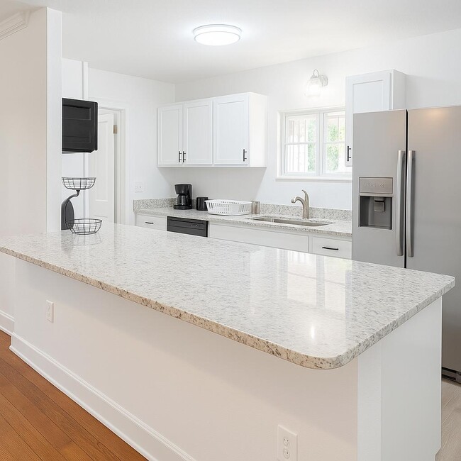 Building Photo - 2205 12th St NW