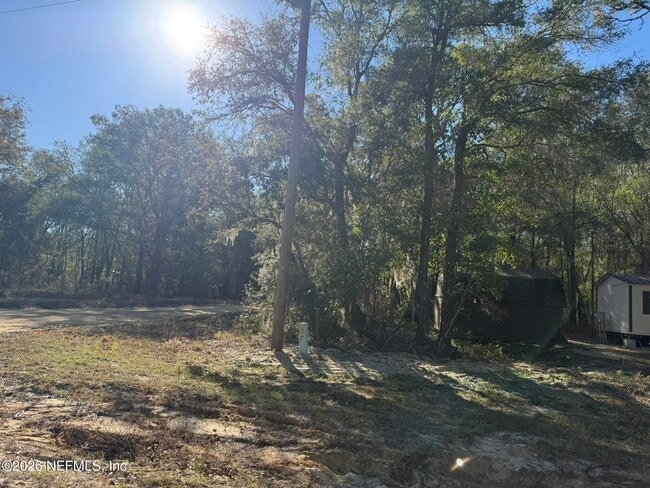 Building Photo - 1001 Diane St