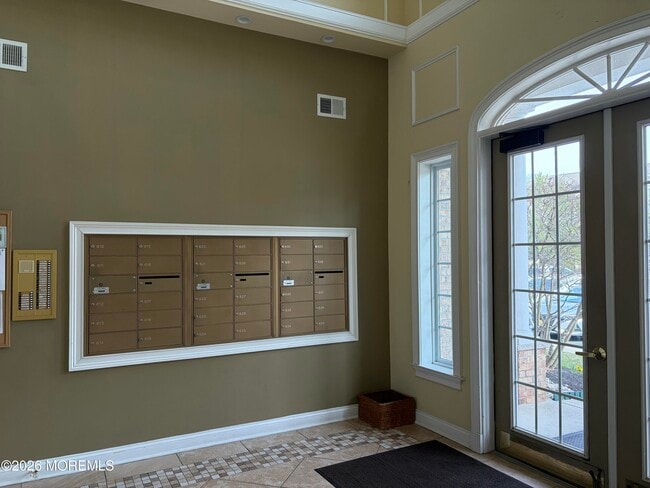 Building Photo - 610 Sophee Ln