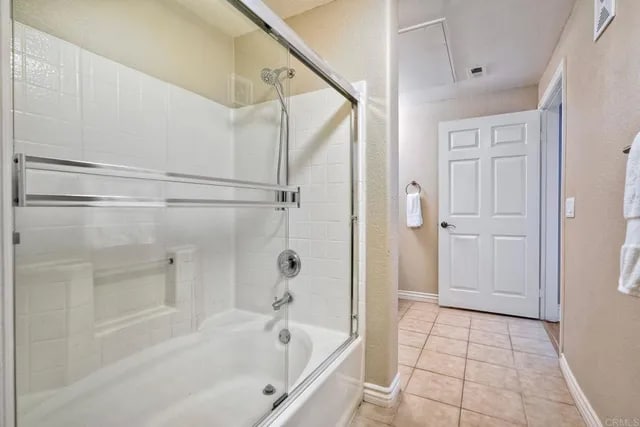 Building Photo - 9253 Regents Rd