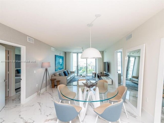 Building Photo - 300 Sunny Isles Blvd