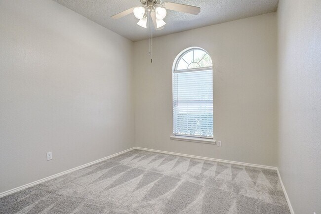 Building Photo - Beautiful Newly Remodeled Home in Eagle Mountain ISD!