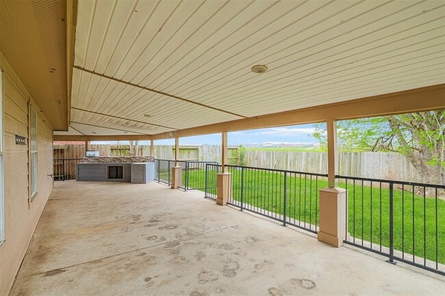 Building Photo - 21031 Stoney Haven Dr