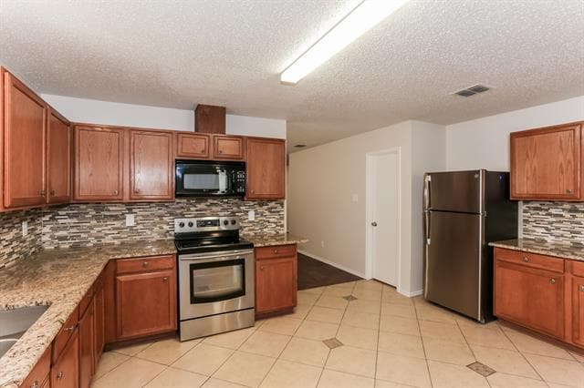 Building Photo - 2109 Doecrest Dr