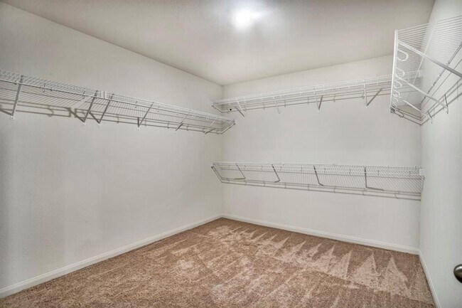 Building Photo - 169 Allington Cir