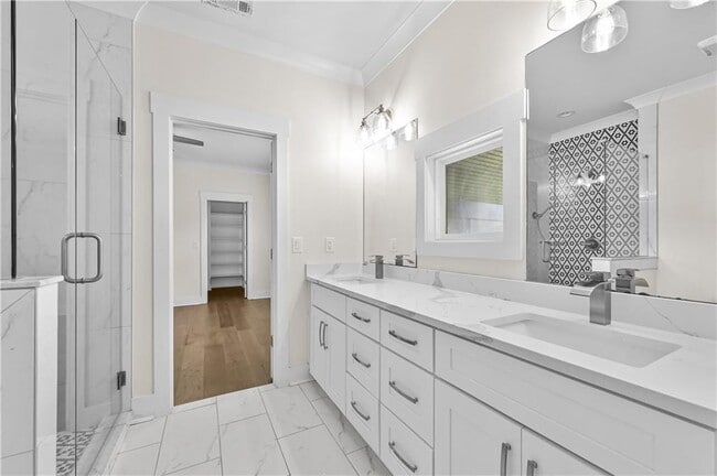 Building Photo - 3488 Hamilton Mill Rd