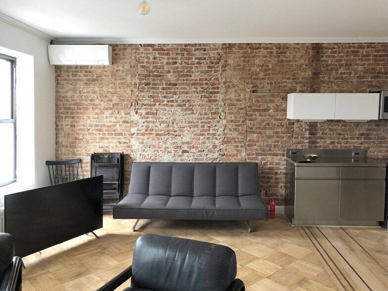 Building Photo - 47A Rockaway Ave