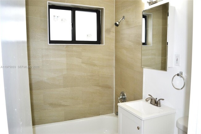 Building Photo - 1035 SW 4th St