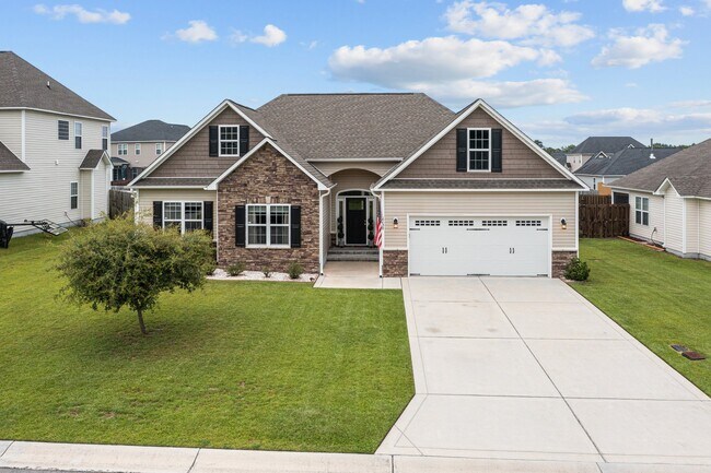 Building Photo - 239 Sailor St