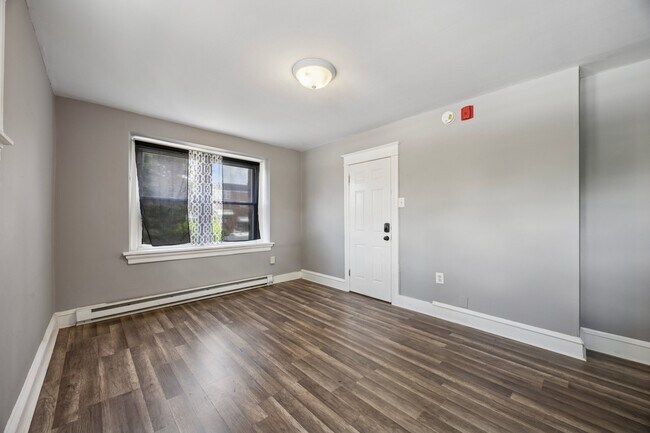 Building Photo - 1873 E Tulpehocken St