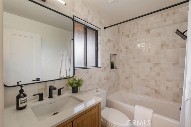 Building Photo - 8675 Falmouth Ave