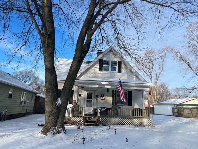 Primary Photo - 1101 N 2nd St