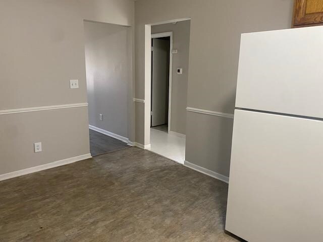 Building Photo - 1873-1875 E Post Rd