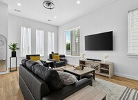 Building Photo - 6346 Culberson St