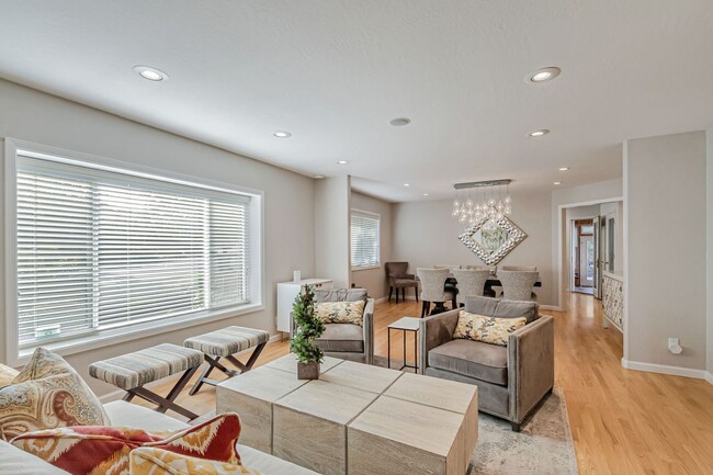 Building Photo - Executive Almaden Valley Home