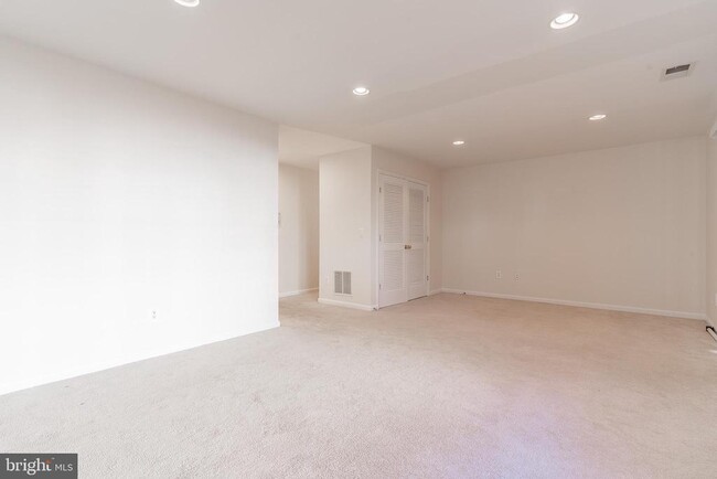 Building Photo - 15675 William Bayliss Ct