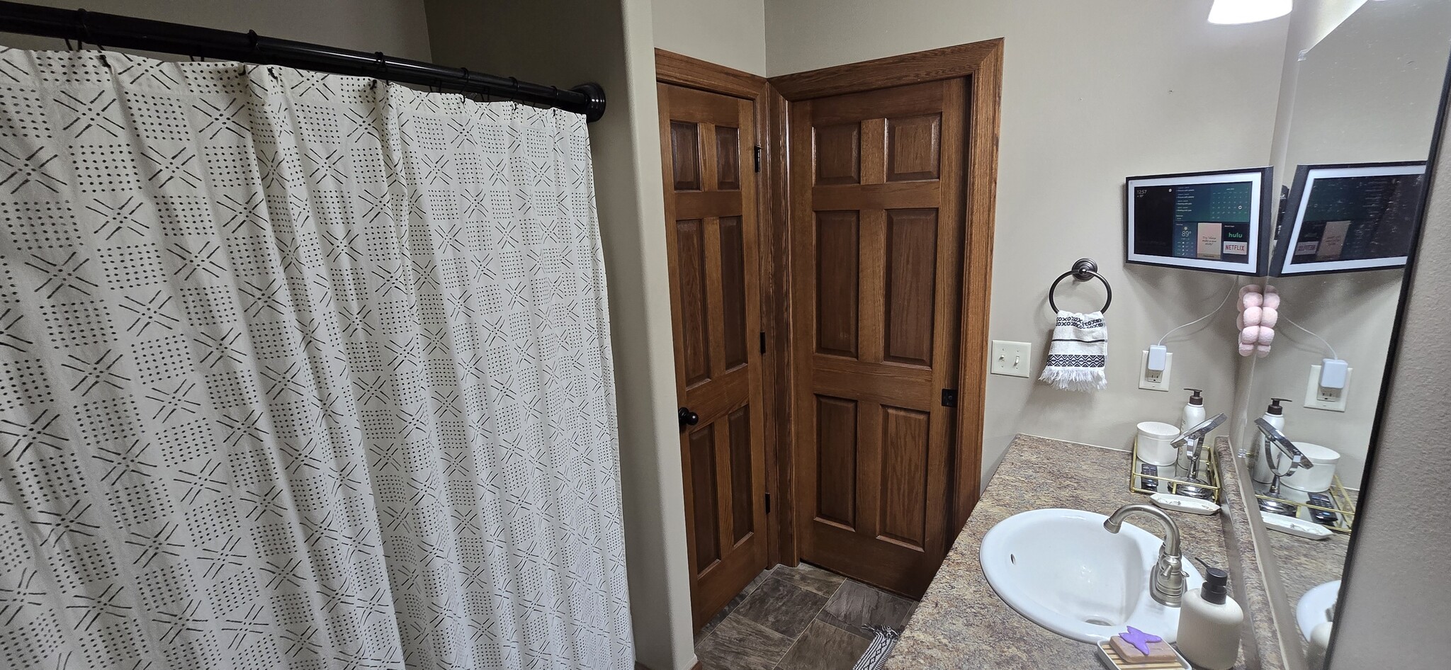Master Bath, Tub/Shower Combo, Linen Closet and Pocket Door - 8413 W 53rd St