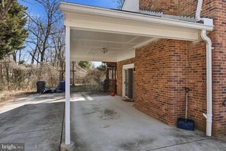 Building Photo - 3343 Slade Run Dr