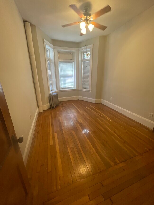 Building Photo - 38 Hemenway St