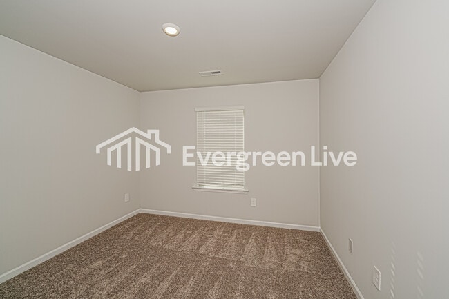 Building Photo - 15769 Ruthie Lynn Dr