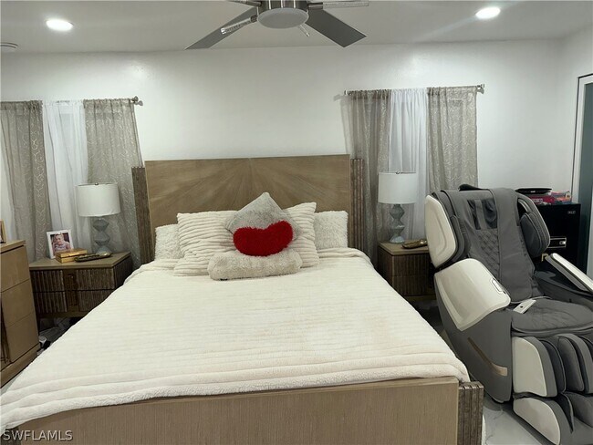 Building Photo - 3417 31st St W