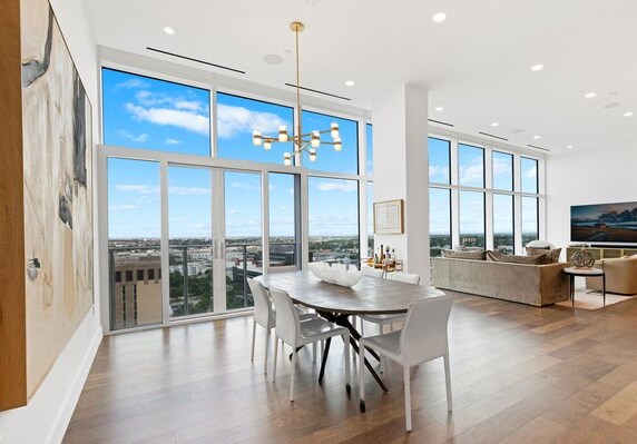 Building Photo - 123 Lexington-210.8