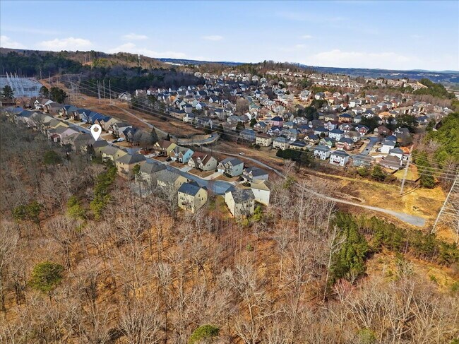 Building Photo - "Spacious 5-Bed Retreat with Wet Bar, Movie Room & Finished Basement in Kennesaw!"