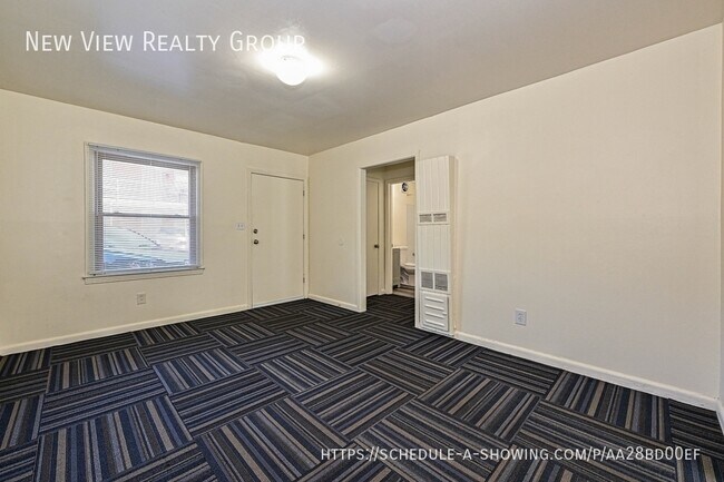 Building Photo - 260 Church St NE