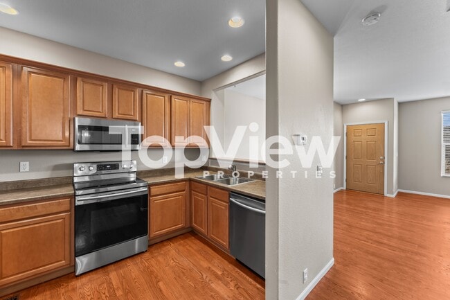 Building Photo - 7045 Red Sand Grove