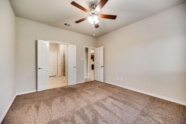 Building Photo - 10129 Leander Pl