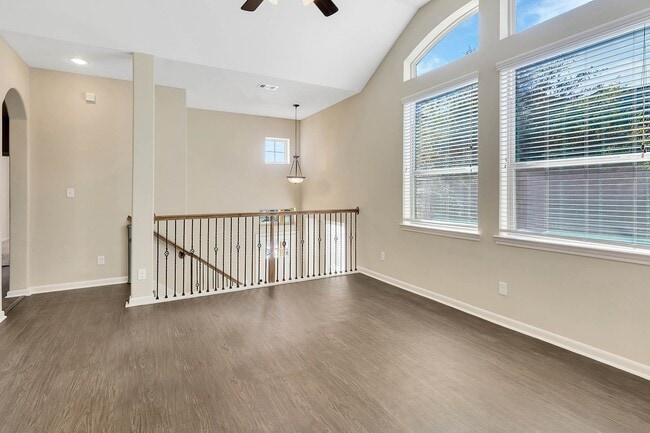 Building Photo - 222 Cheswood Forest Dr