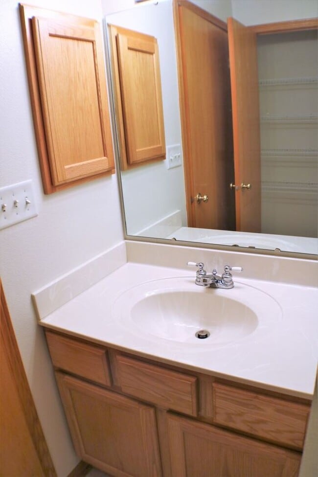 Building Photo - $1,215 | 2 Bedroom, 2 Bathroom CONDO | Designed for Ages 55+ | PET Friendly* | Available for Nove...