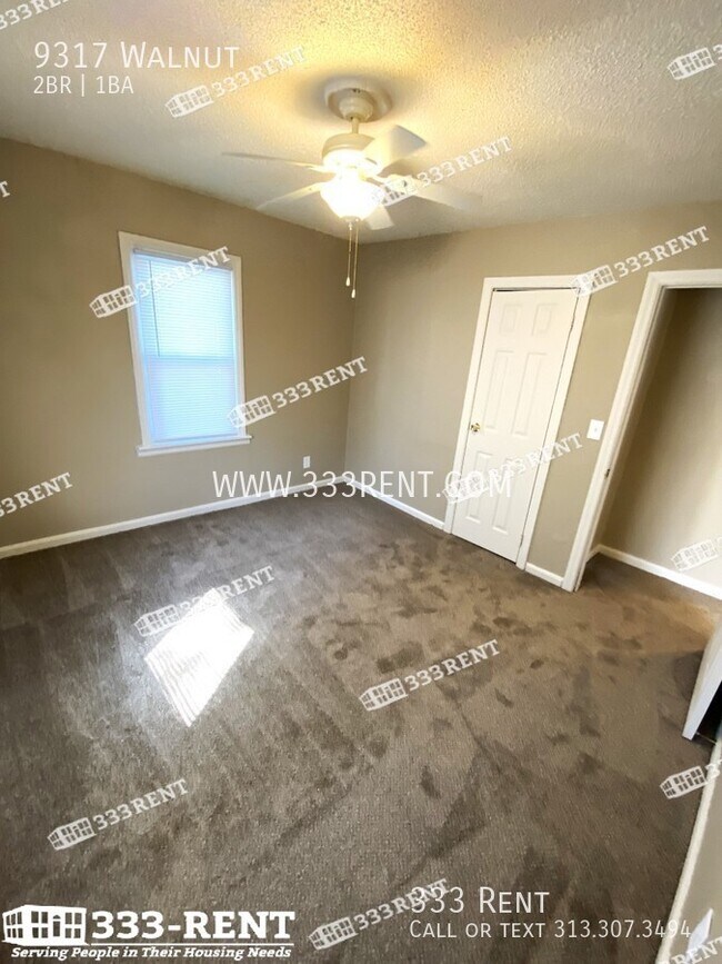 Building Photo - 9317 Walnut-