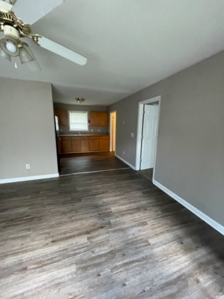 Building Photo - 317 Caswell St