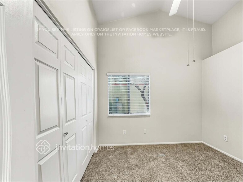Building Photo - 4944 W Wescott Dr