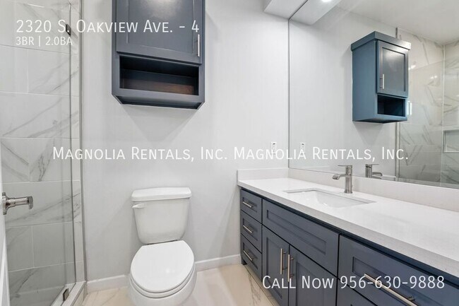 Building Photo - 2320 S Oakview Dr