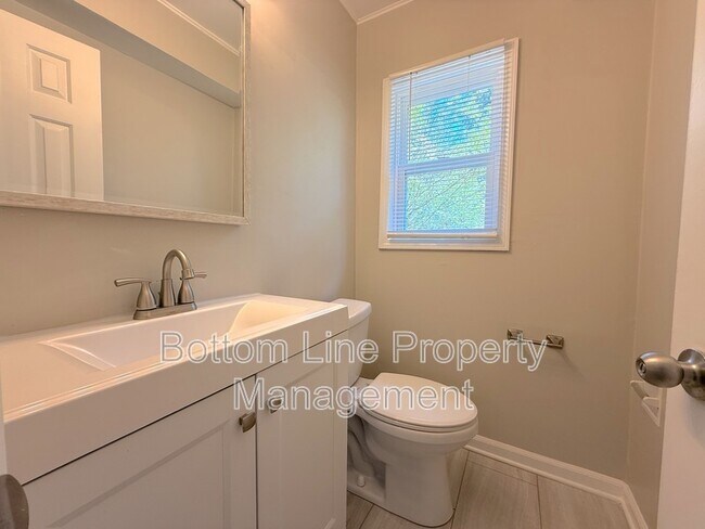 Building Photo - 7727 Ritter Dr