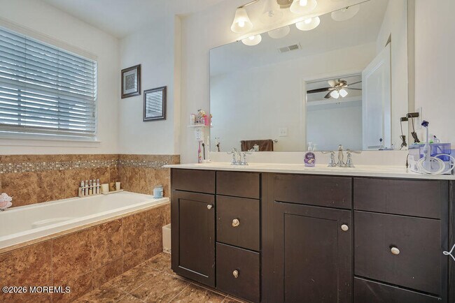 Building Photo - 407 Susquehanna St