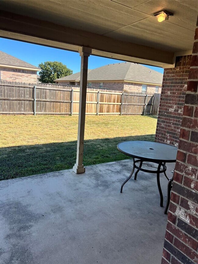 Building Photo - 1213 Trailboss Dr