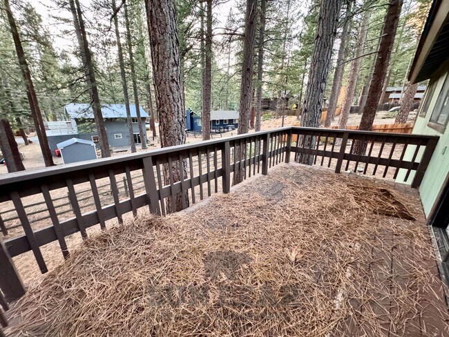 Building Photo - 3 Bedroom Mill Creek Home Available Now!