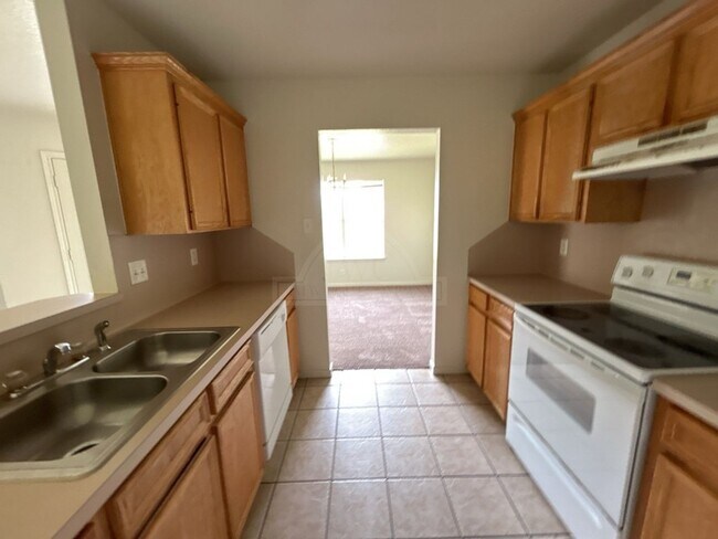 Building Photo - 5001 Morning Star Ln