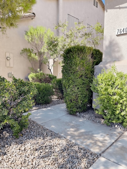Building Photo - 7640 Sierra Paseo Ln