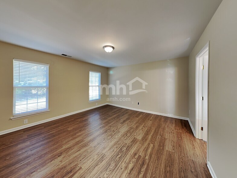 Building Photo - 13429 Honeytree Ln