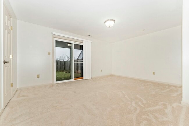 Building Photo - 1119 Frontline Dr