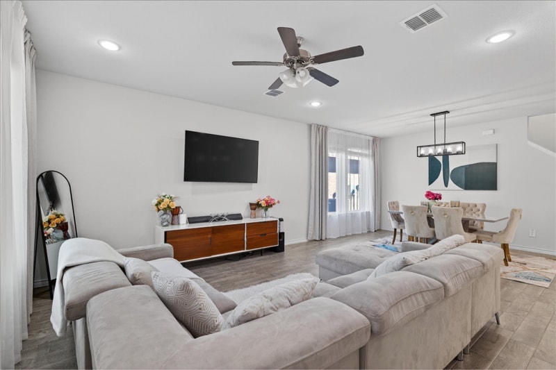 Building Photo - 8129 Trudy Ln