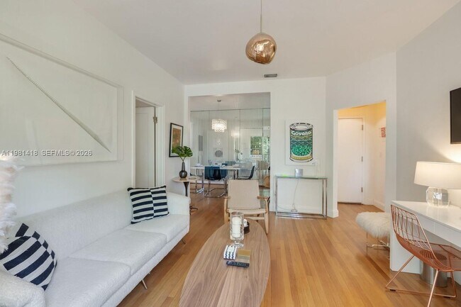 Building Photo - 739 11th St