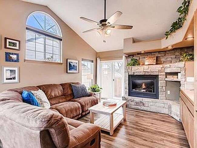Primary Photo - Gorgeous 3000 sq ft. 4 Bed, 3.5 Bath Home,...