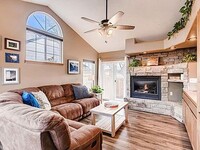 Building Photo - Gorgeous 3000 sq ft. 4 Bed, 3.5 Bath Home,...
